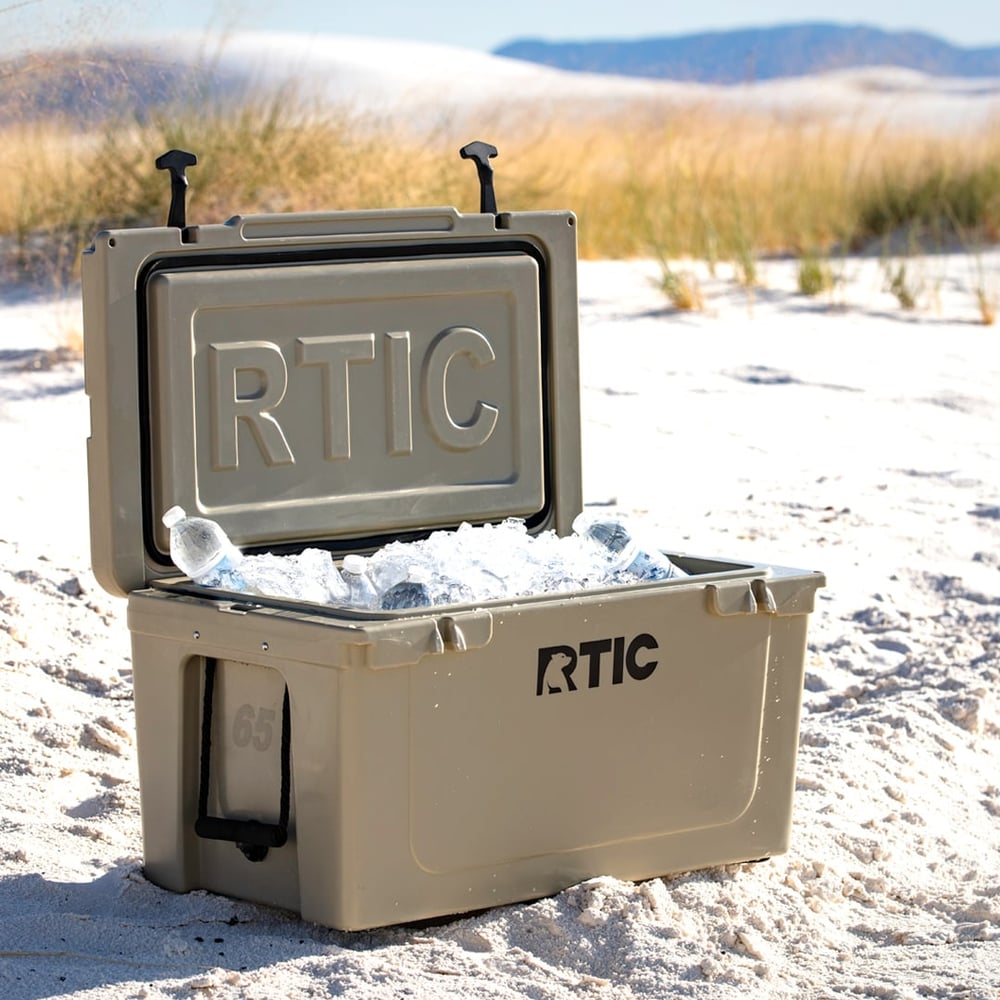 65 QT Ultra-Tough Cooler White - Image 8